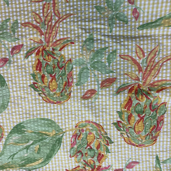 April Cornell Cotton Breakfast Tablecloth Square Yellow Seersucker 52" x 52" - Picture 2 of 5